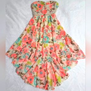 Floral dress with layers that flow in the wind!